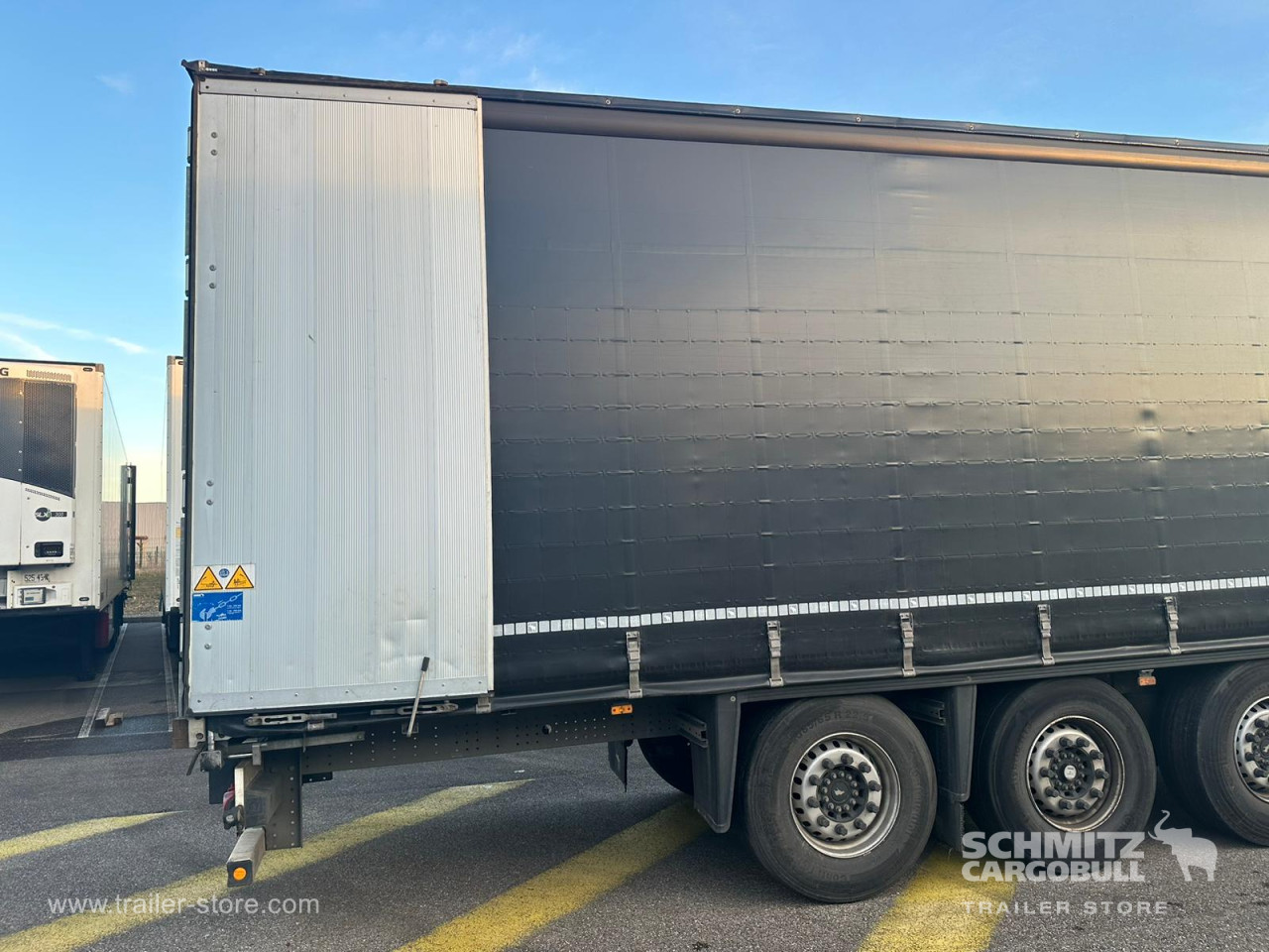 Schmitz Cargobull Semitrailer Curtainsider Standard 