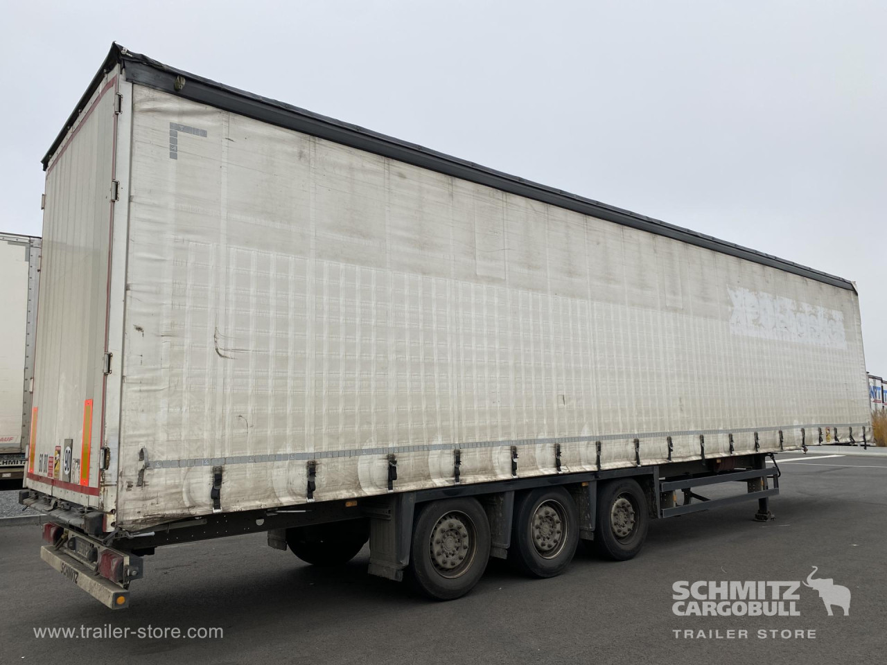 Schmitz Cargobull Semitrailer Curtainsider Mega 