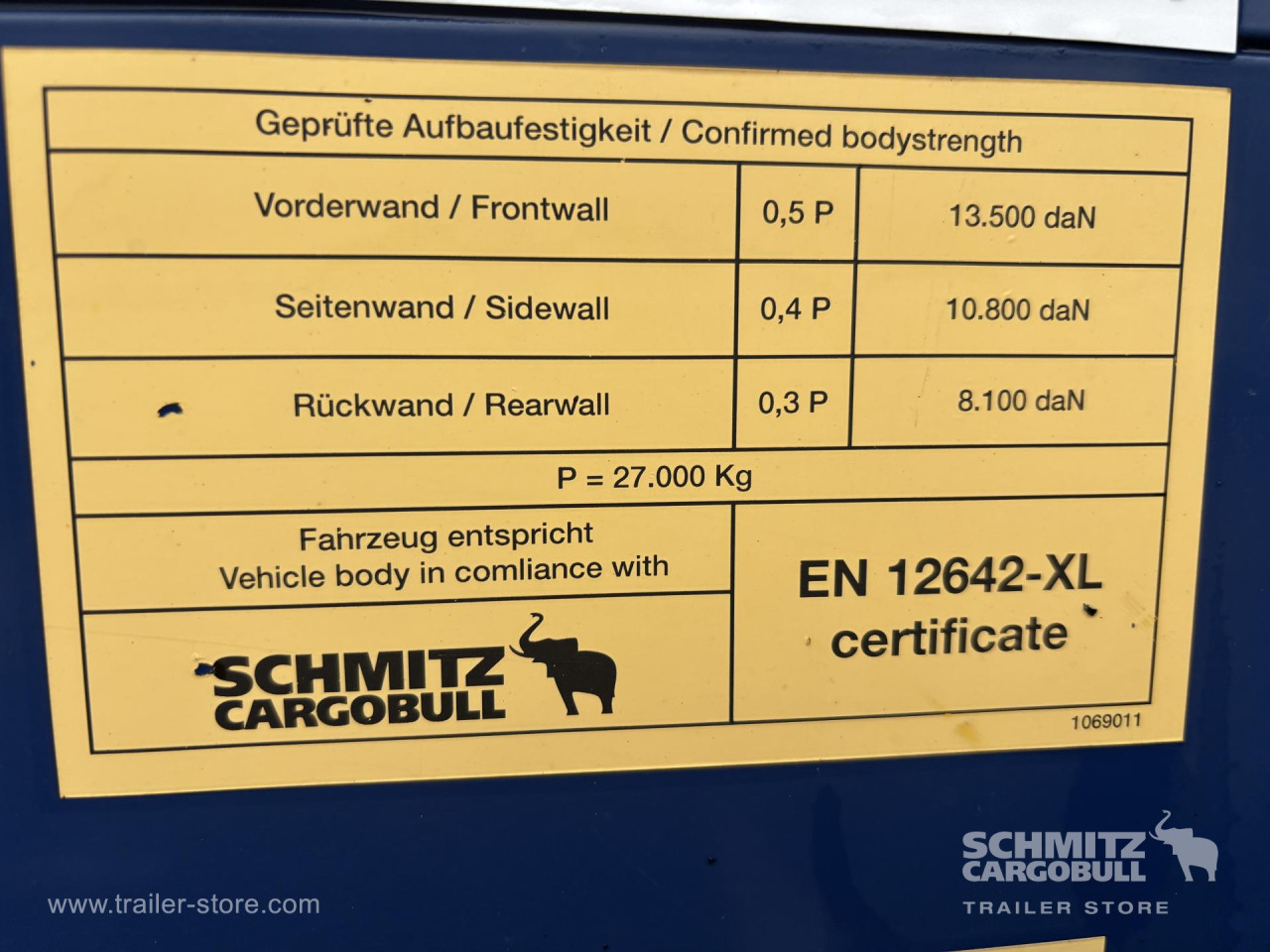 Schmitz Cargobull Curtainsider Standard 