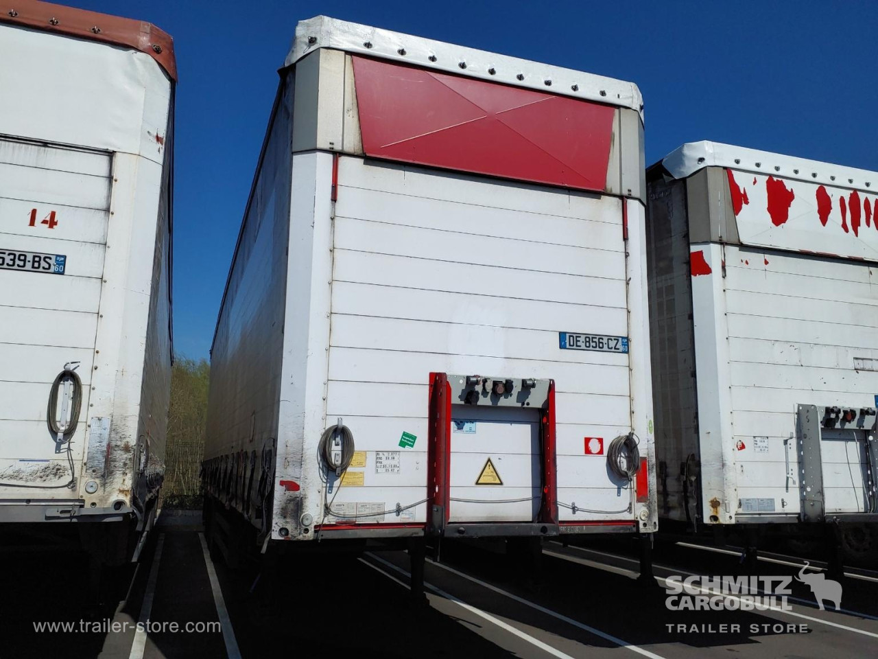 Schmitz Cargobull Semitrailer Curtainsider Mega 