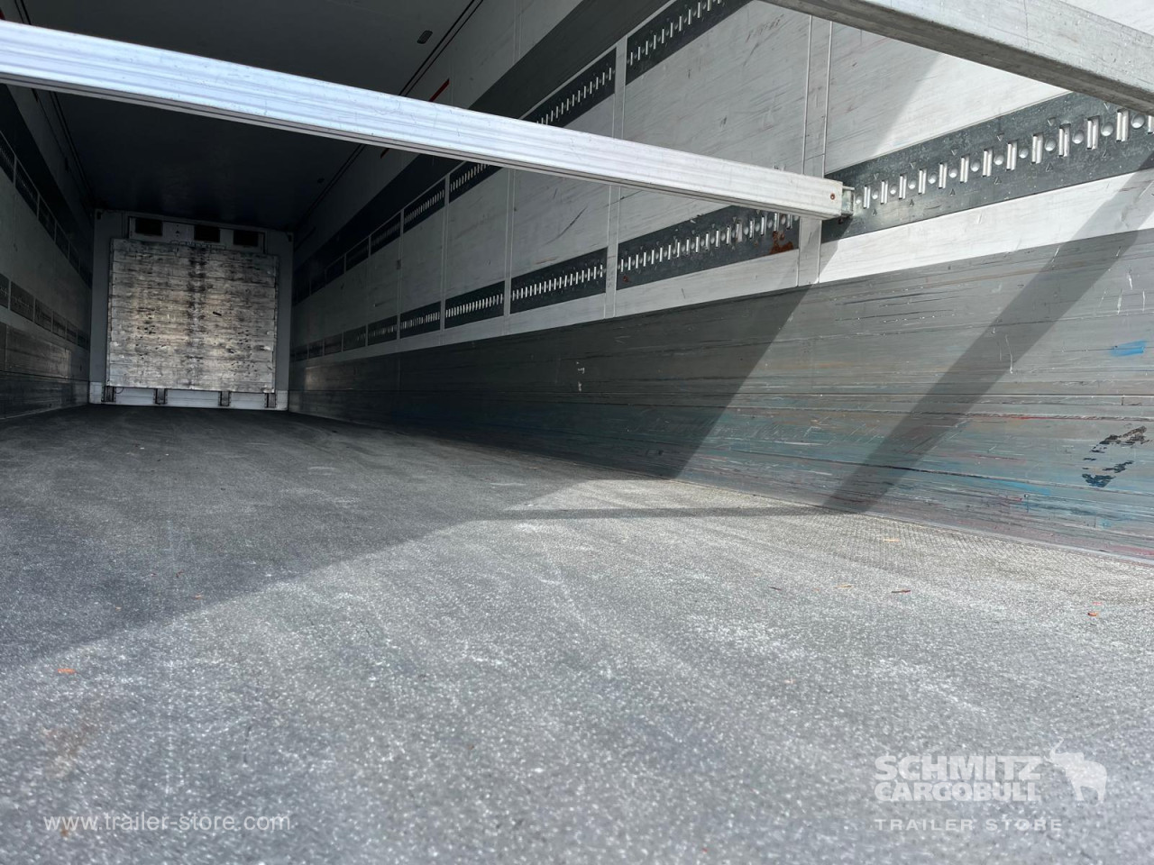 Schmitz Cargobull Reefer Standard 