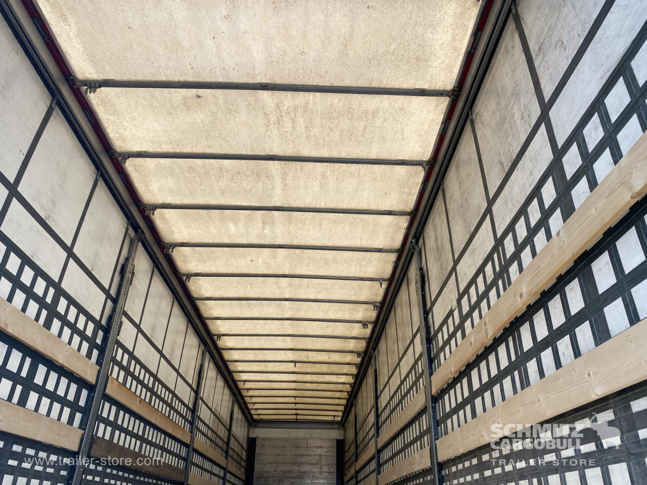Schmitz Cargobull Semitrailer Curtainsider Standard 
