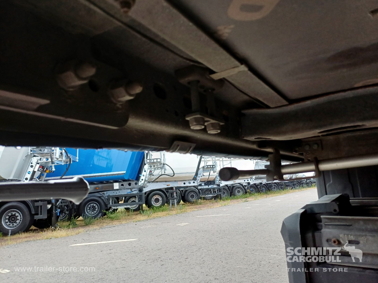 Schmitz Cargobull Curtainsider Standard Staplerhalterung 