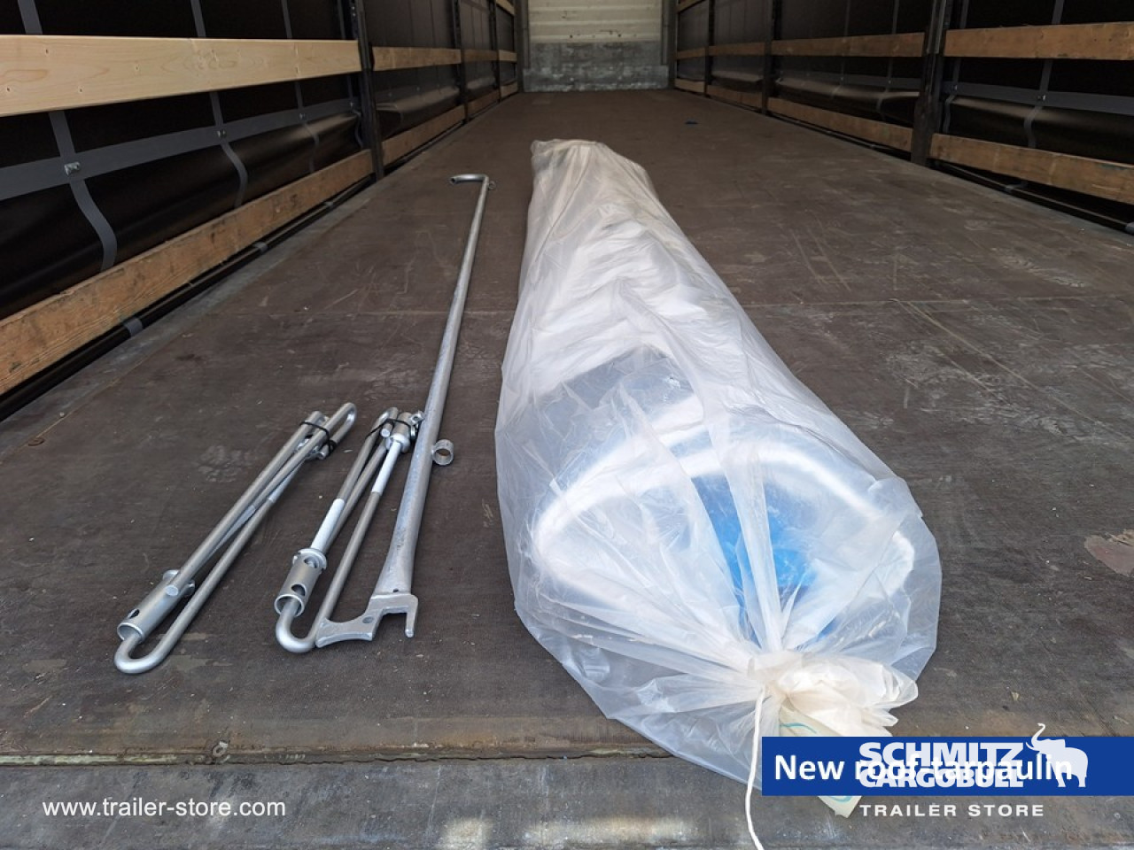 Schmitz Cargobull Curtainsider Mega 