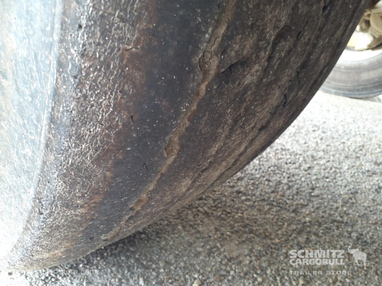 Schmitz Cargobull Semitrailer Tipper Steel half pipe body 26m³ 