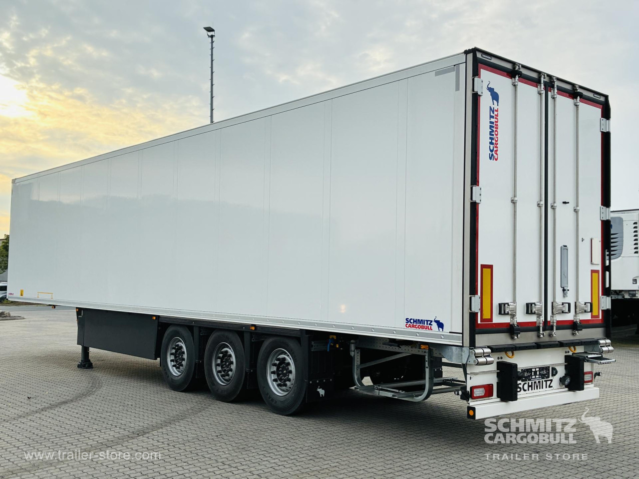 Schmitz Cargobull Tiefkühler Multitemp Trennwand 