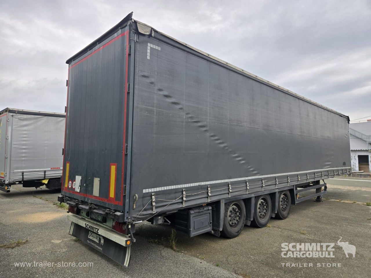 Schmitz Cargobull Curtainsider Mega 