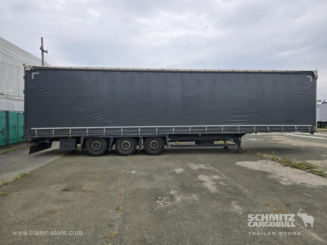 Schmitz Cargobull Curtainsider Mega 