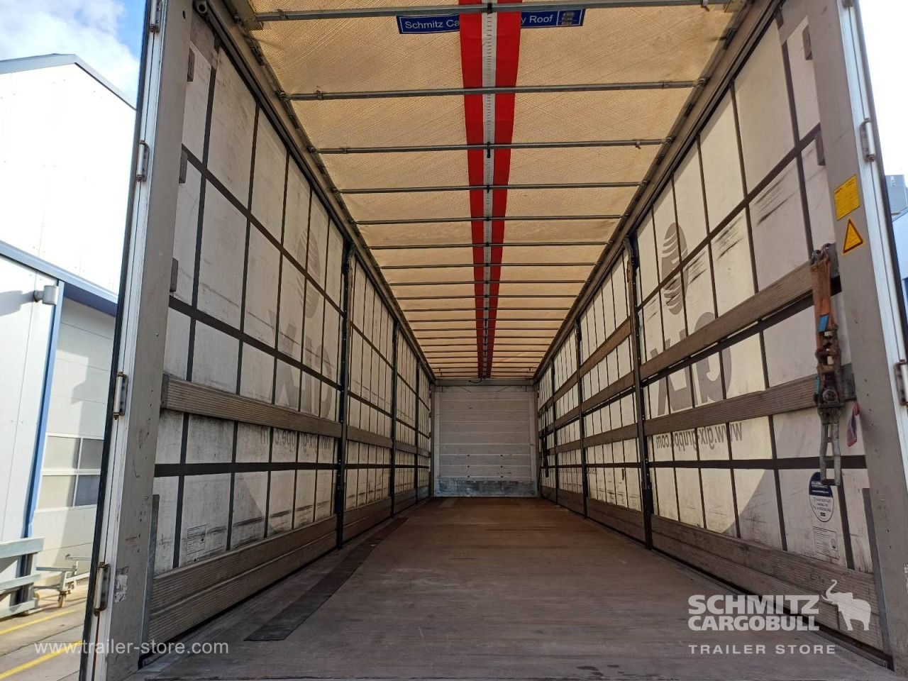 Schmitz Cargobull Curtainsider Standard 