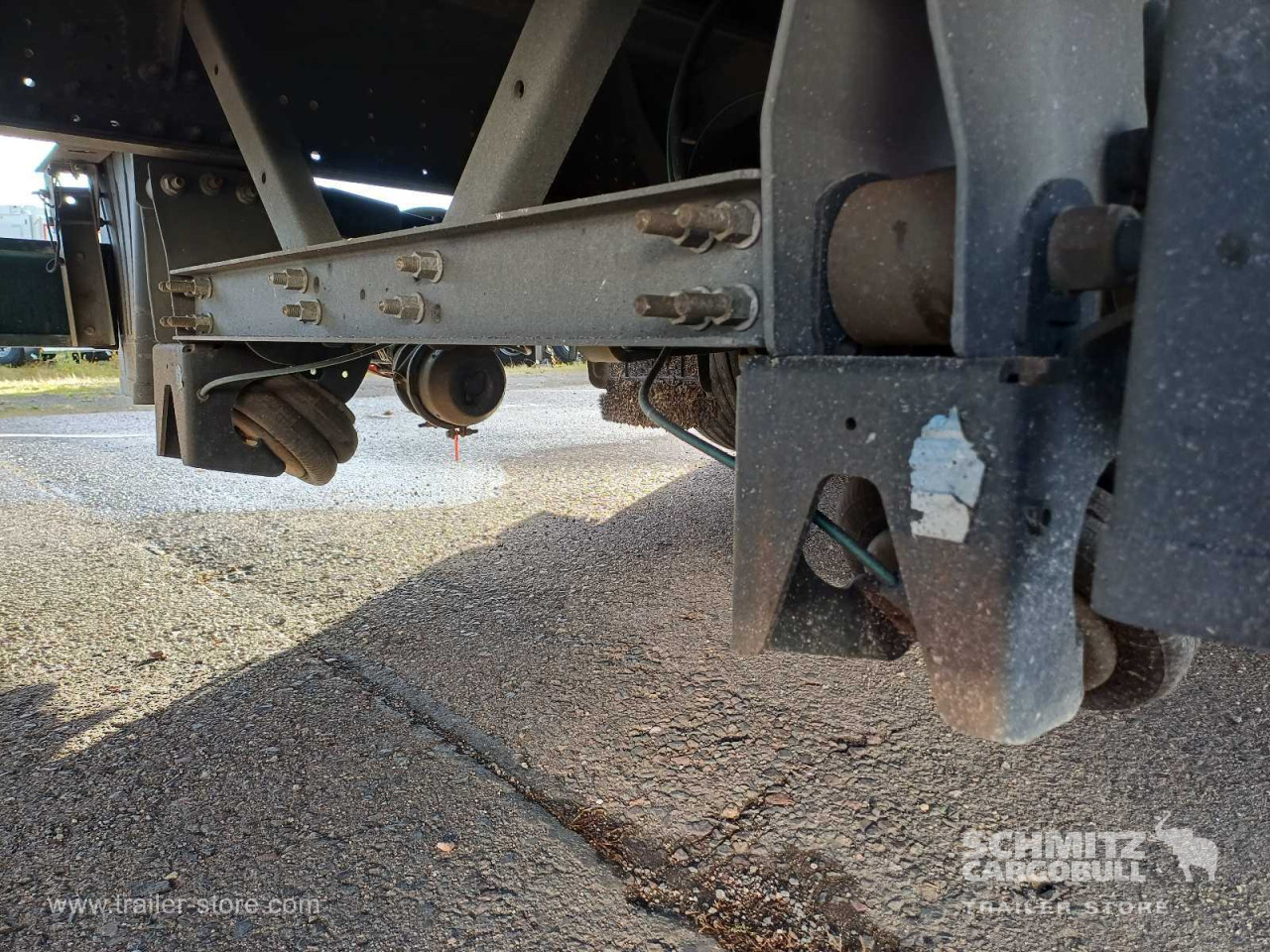 Schmitz Cargobull Curtainsider Mega 