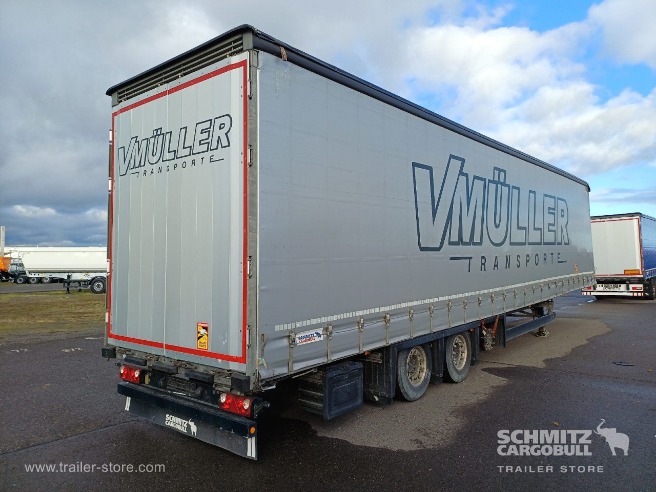 Schmitz Cargobull Curtainsider Mega 