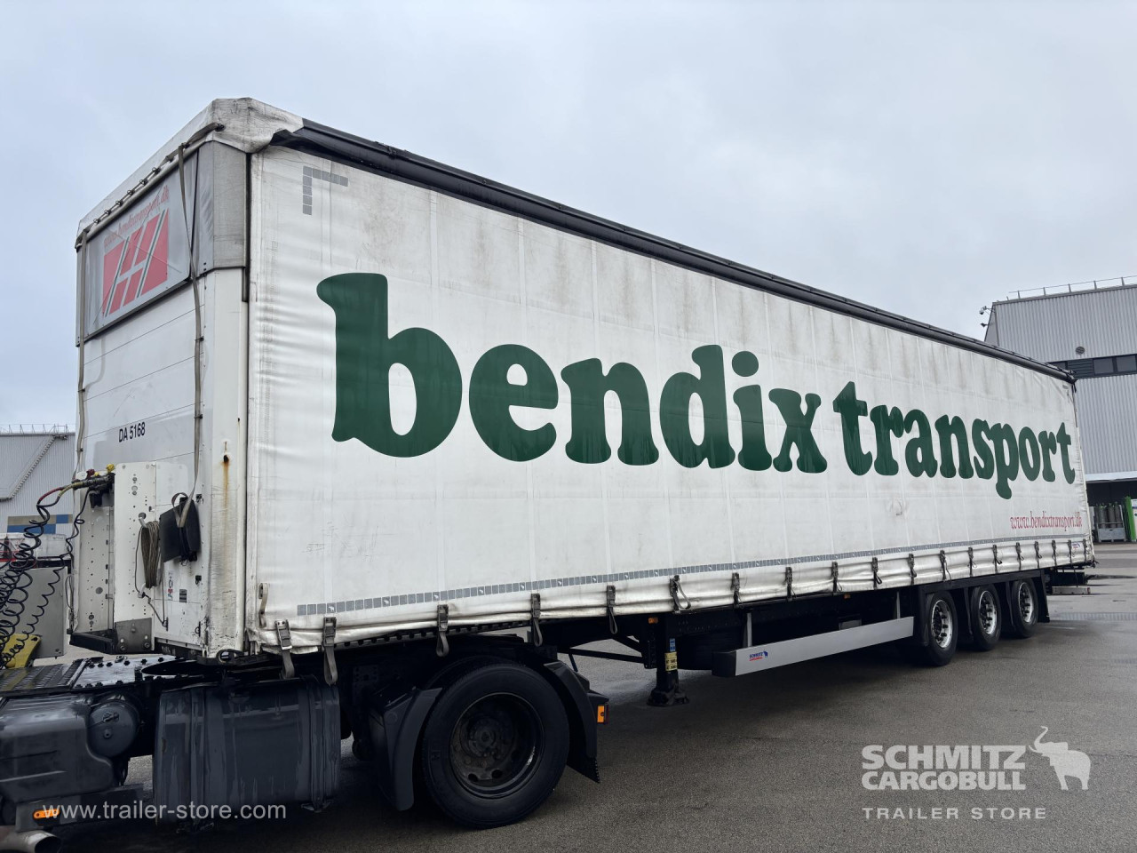 Schmitz Cargobull Curtainsider Mega 