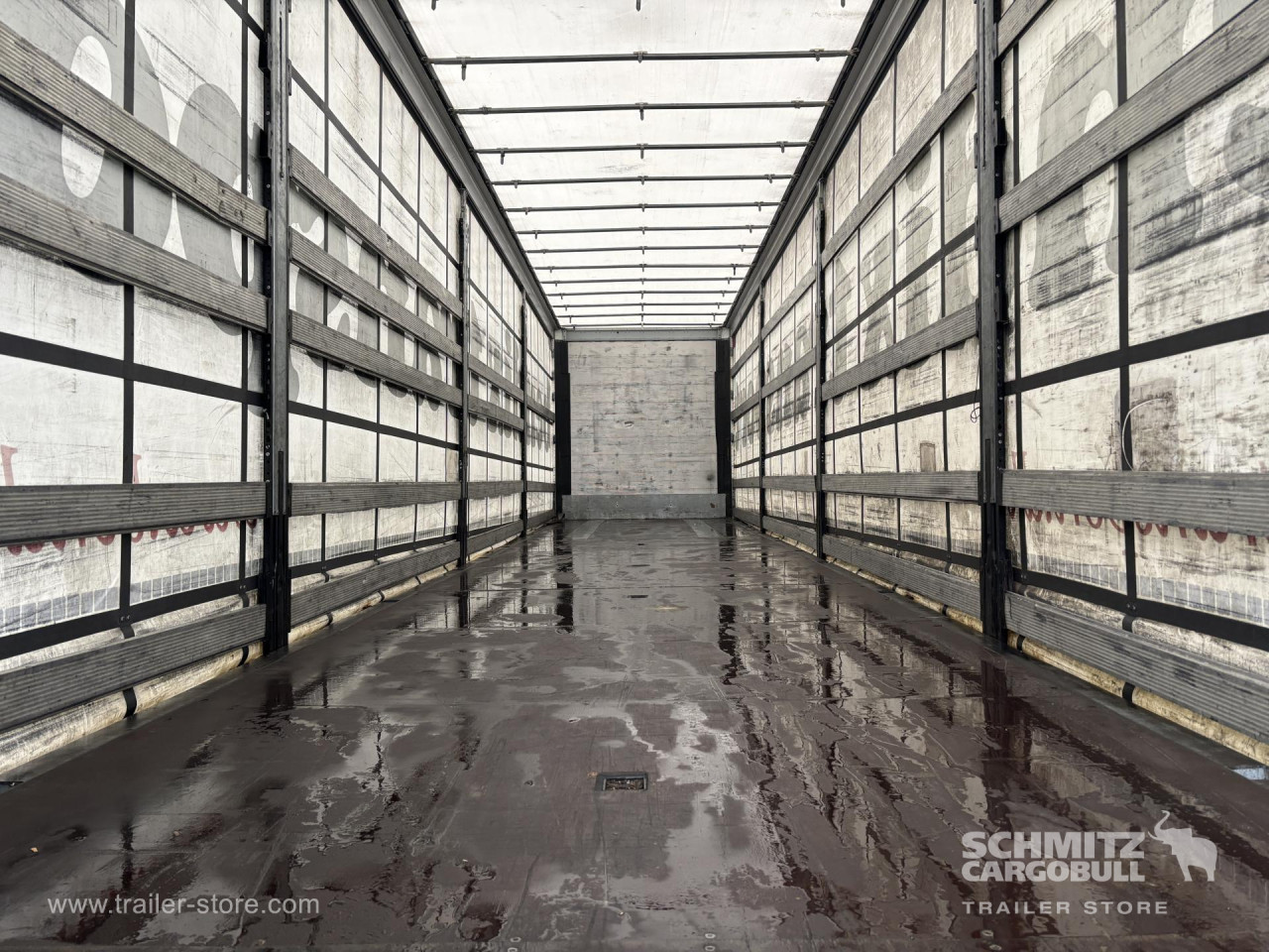 Schmitz Cargobull Curtainsider Mega 