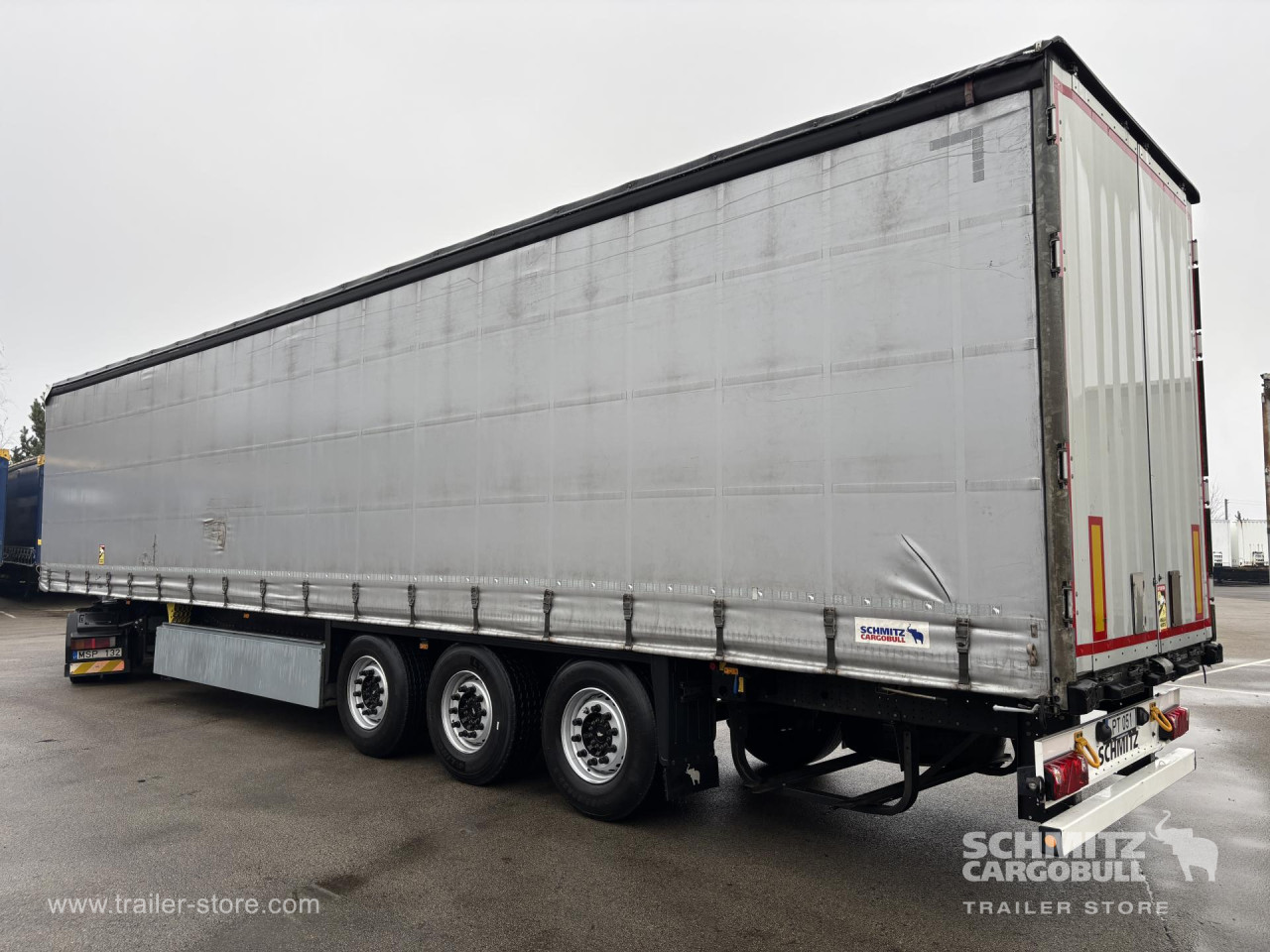 Schmitz Cargobull Curtainsider Standard 