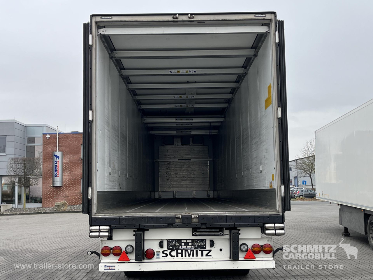 Schmitz Cargobull Tiefkühler Standard Doppelstock Trennwand 