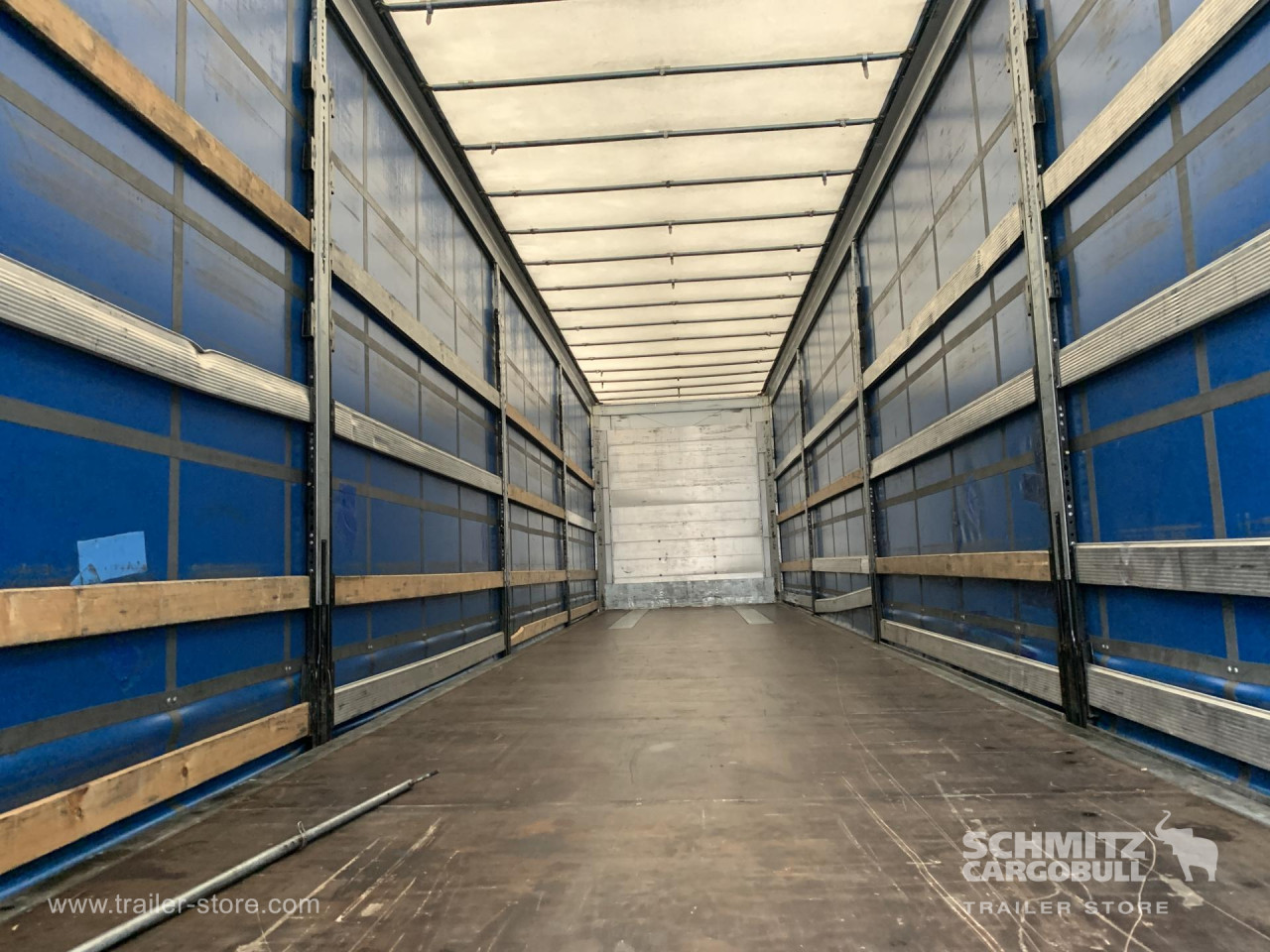 Schmitz Cargobull Curtainsider Mega 