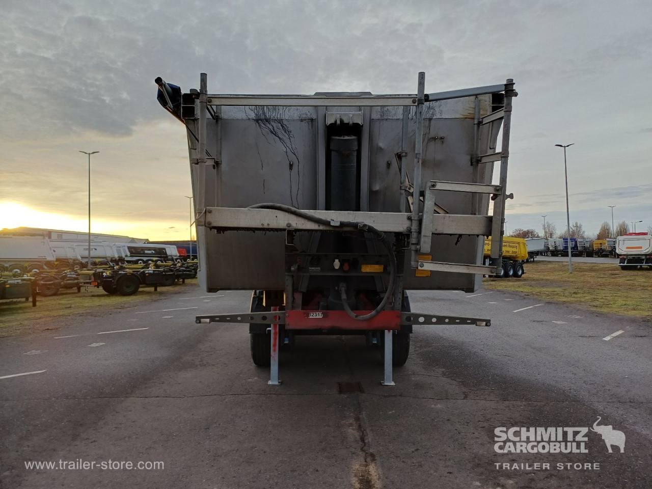 Schmitz Cargobull Kipper Alukastenmulde 27m³ 