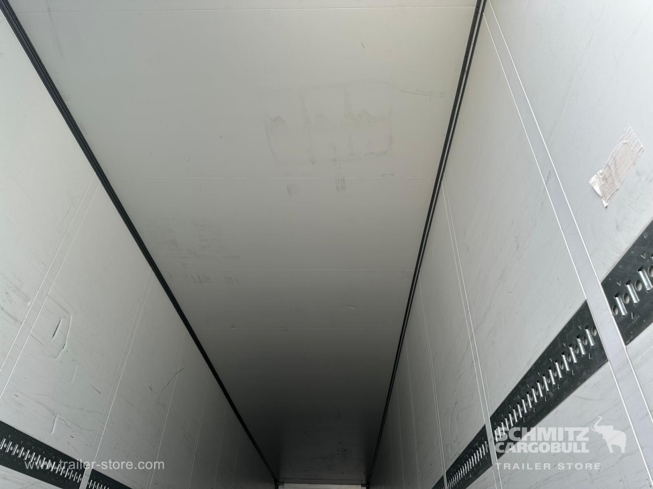 Schmitz Cargobull Semitrailer Dryfreight Mega 