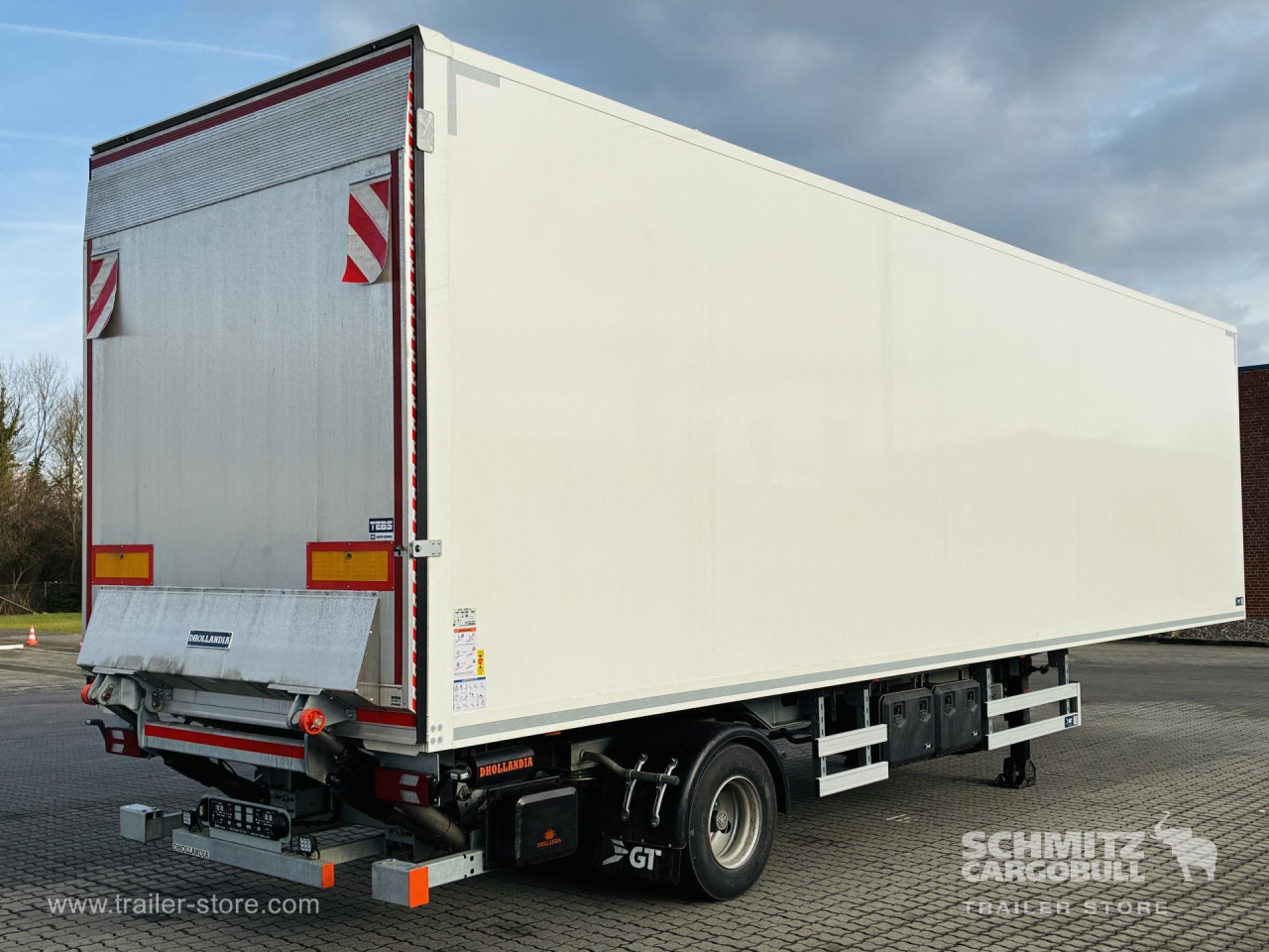 GT TRAILERS Trockenfrachtkoffer Standard Ladebordwand 