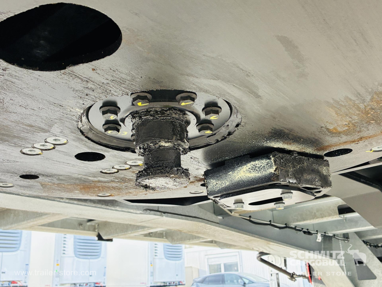 GT TRAILERS Trockenfrachtkoffer Standard Ladebordwand 