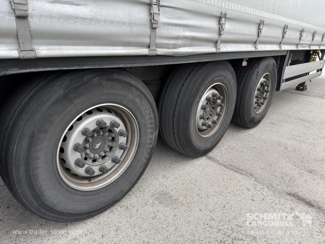 Schmitz Cargobull Curtainsider Standard 