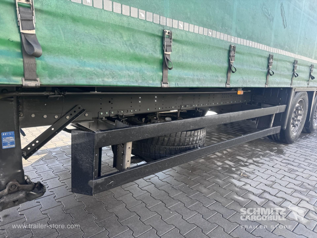Schmitz Cargobull Curtainsider Mega 