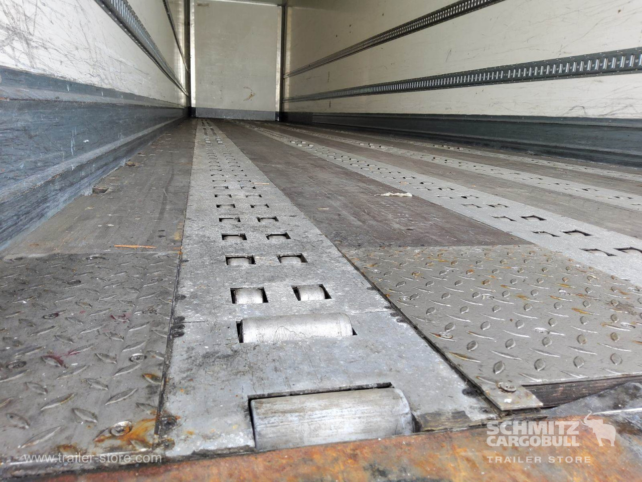 VAN ECK Trockenfrachtkoffer Mega 