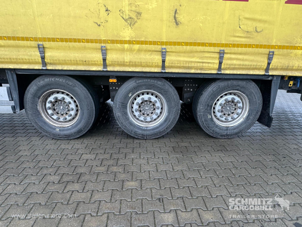 Schmitz Cargobull Curtainsider Standard 