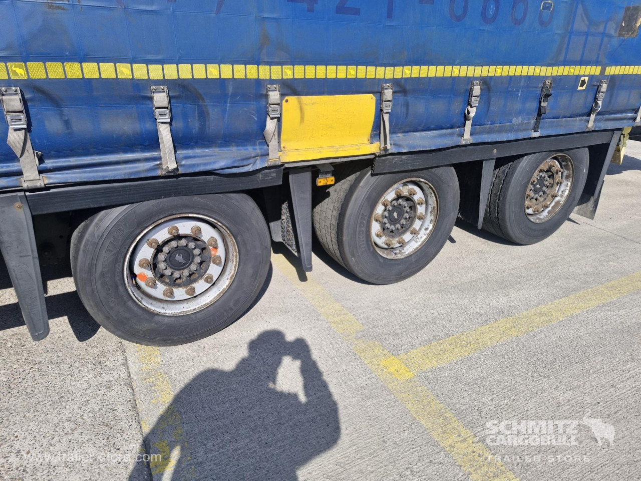 Schmitz Cargobull Curtainsider Mega 
