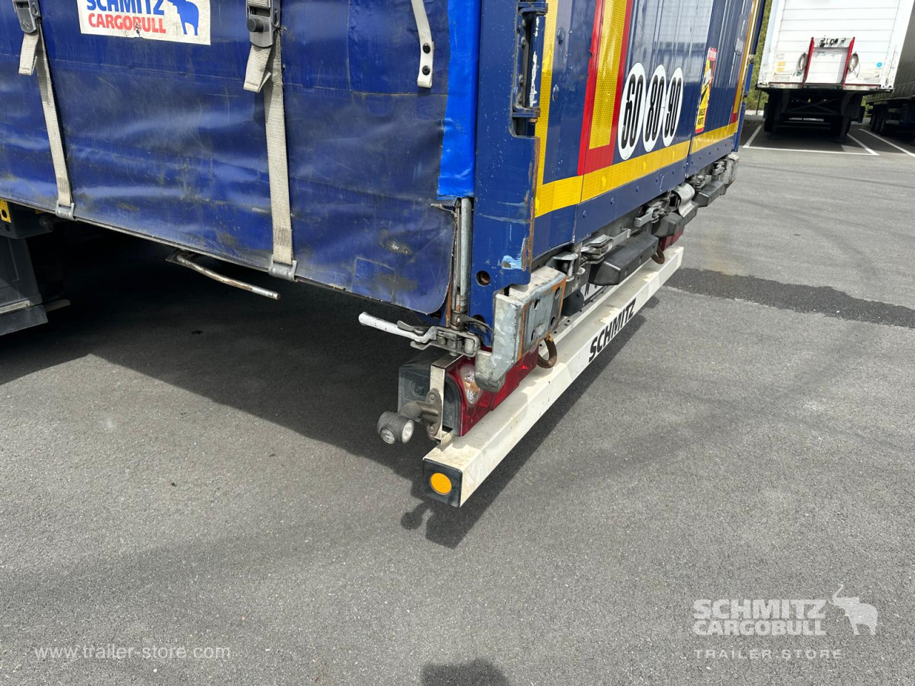 Schmitz Cargobull Semitrailer Curtainsider Mega 