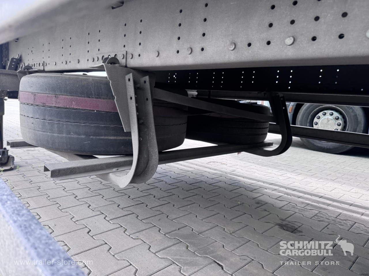 Schmitz Cargobull Curtainsider Mega 