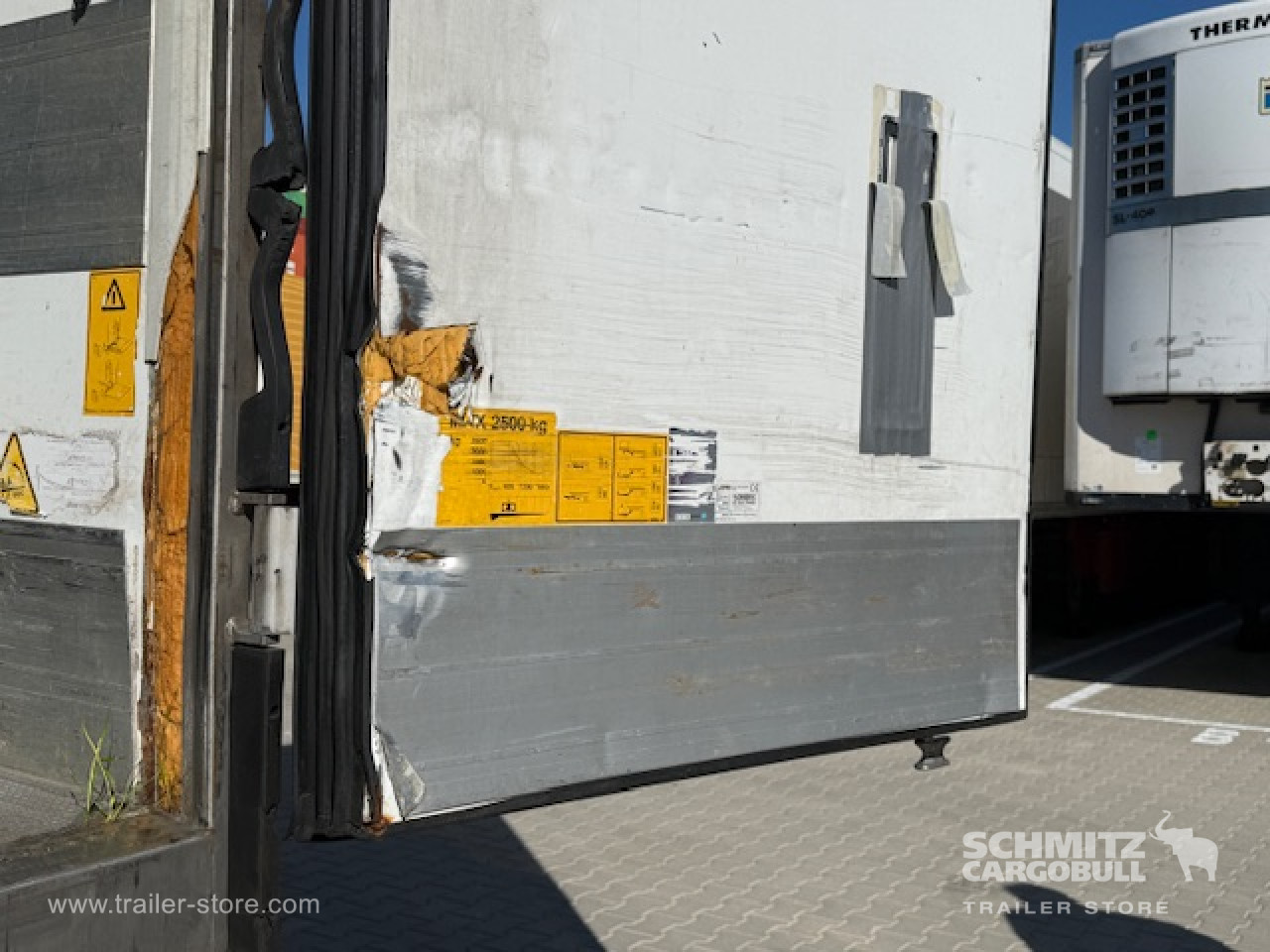 Schmitz Cargobull Oplegger Vries Standard Taillift 
