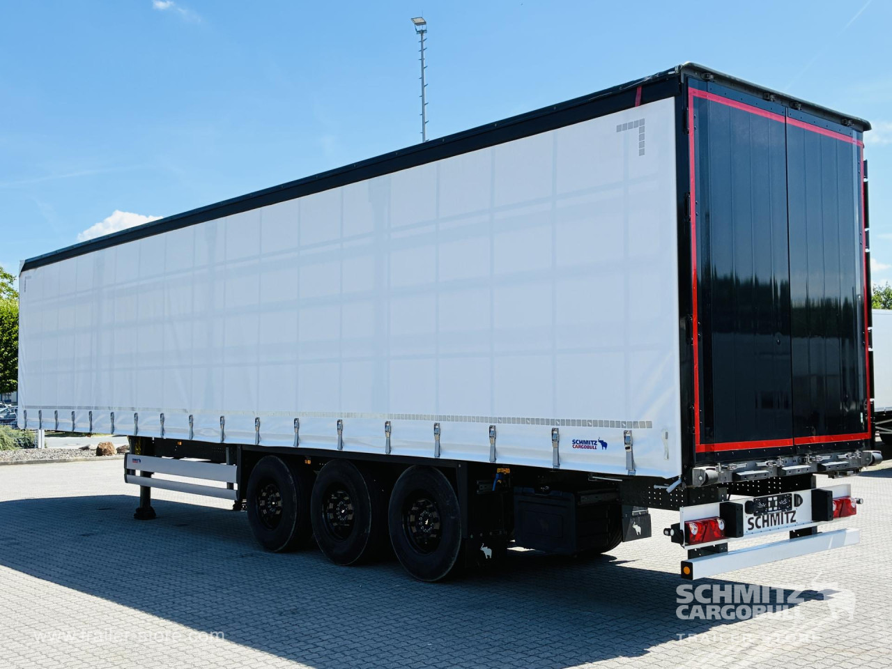 Schmitz Cargobull Curtainsider Standard 