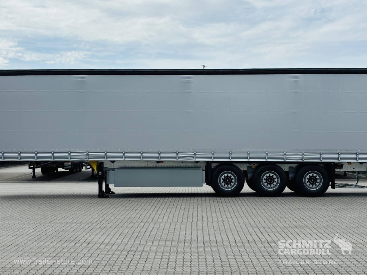 Schmitz Cargobull Curtainsider Standard 