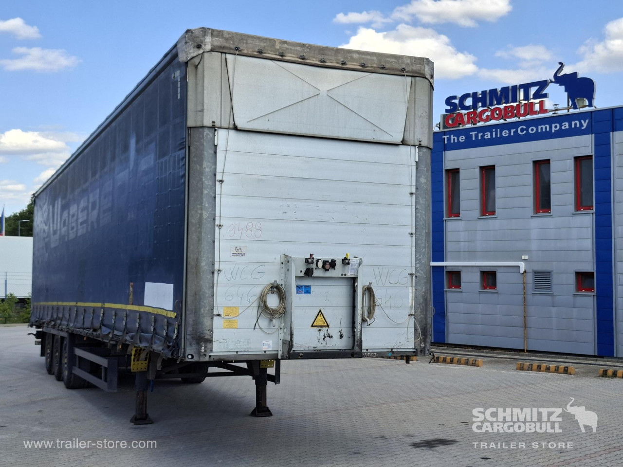 Schmitz Cargobull Curtainsider Mega 