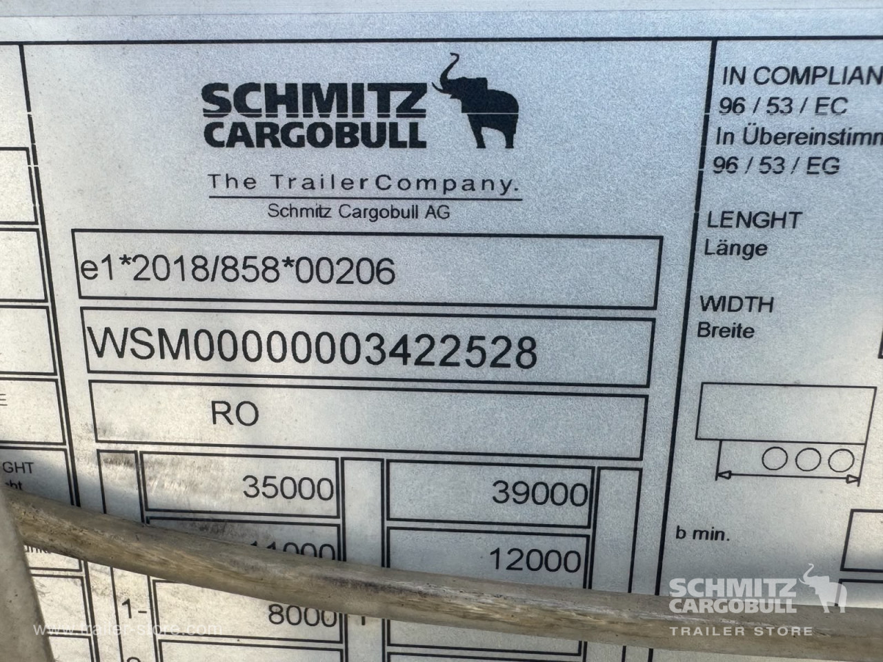 Schmitz Cargobull Curtainsider Mega 