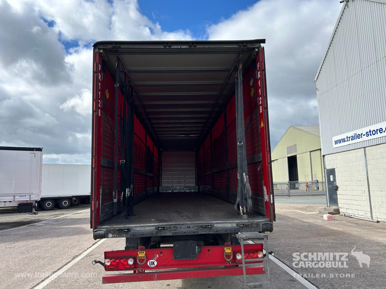 Schmitz Cargobull Curtainsider Standard 
