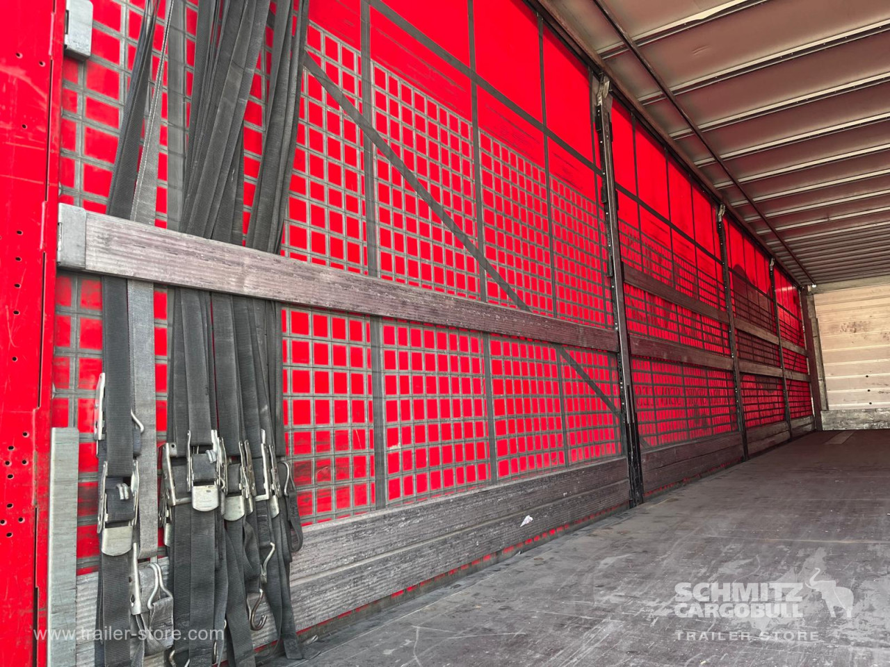 Schmitz Cargobull Curtainsider Standard 