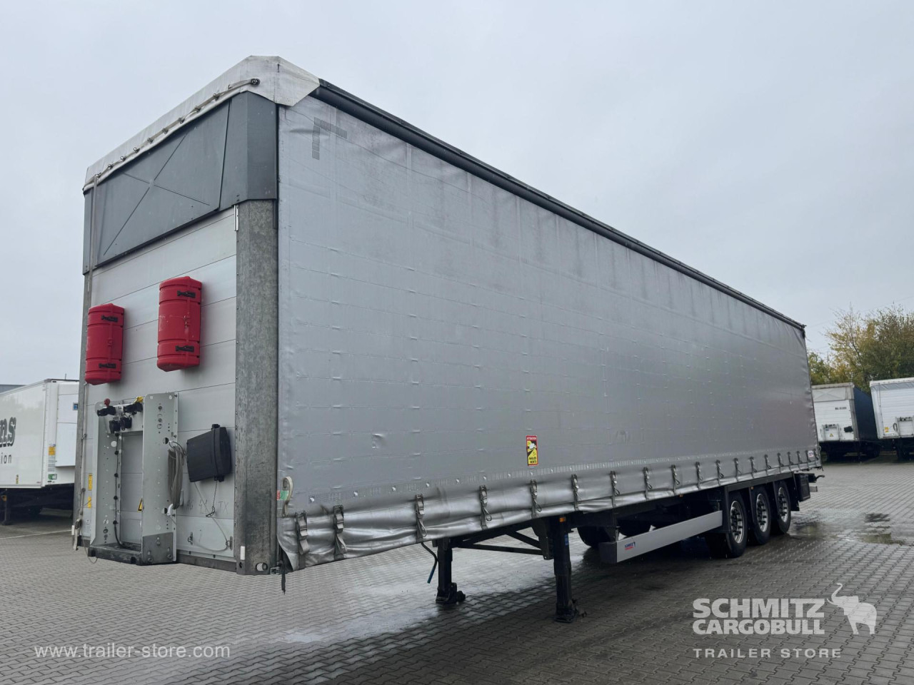 Schmitz Cargobull Curtainsider Mega 