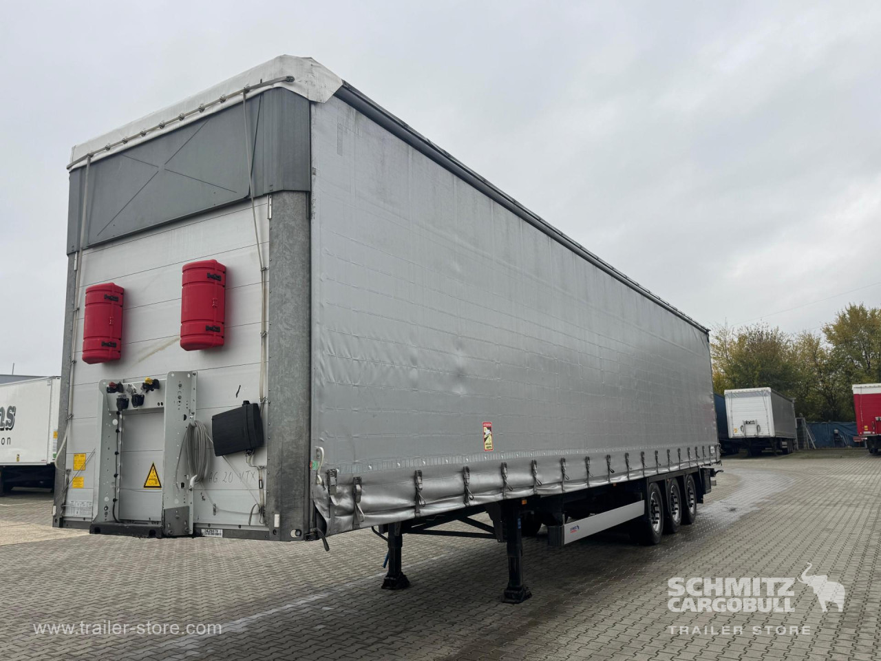 Schmitz Cargobull Curtainsider Mega 