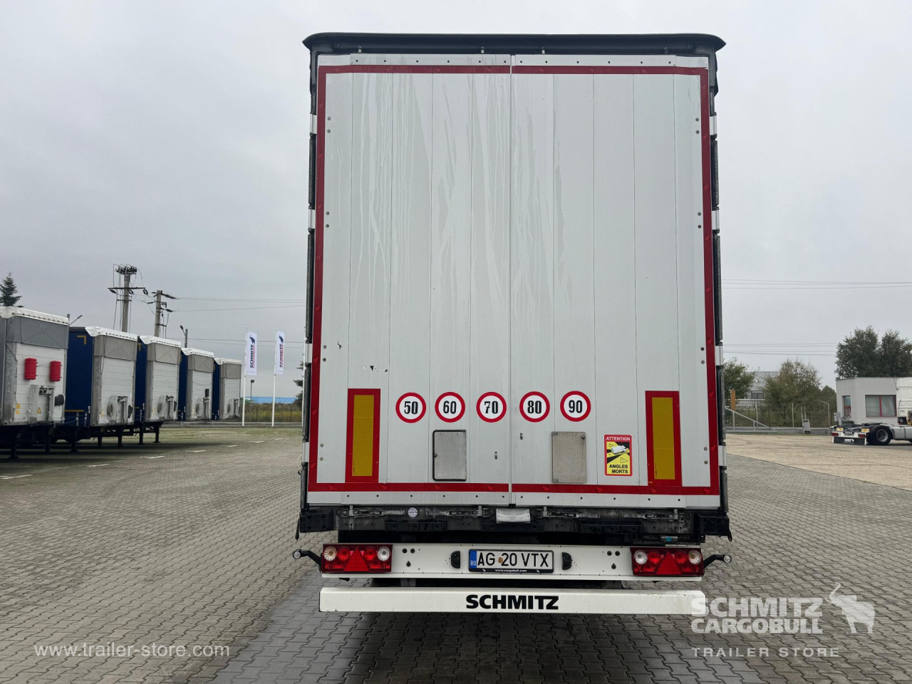Schmitz Cargobull Curtainsider Mega 