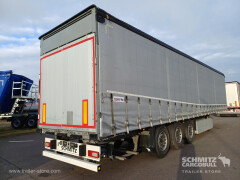 Schmitz Cargobull Curtainsider Standard Getränke 