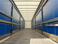 Schmitz Cargobull Curtainsider Standard 