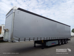 Schmitz Cargobull Curtainsider Standard Getränke 