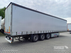Schmitz Cargobull Curtainsider Standard Getränke 