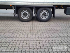 Schmitz Cargobull Trockenfrachtkoffer Standard Rolltor 
