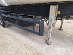 Schmitz Cargobull Tipper Steel half pipe body Side door both sides 48m³ 