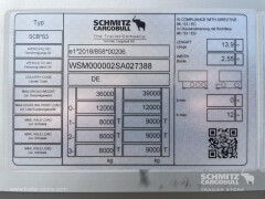 Schmitz Cargobull Curtainsider Mega Getränke 