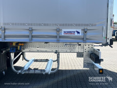 Schmitz Cargobull Curtainsider Standard Getränke 