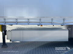 Schmitz Cargobull Curtainsider Standard Getränke 